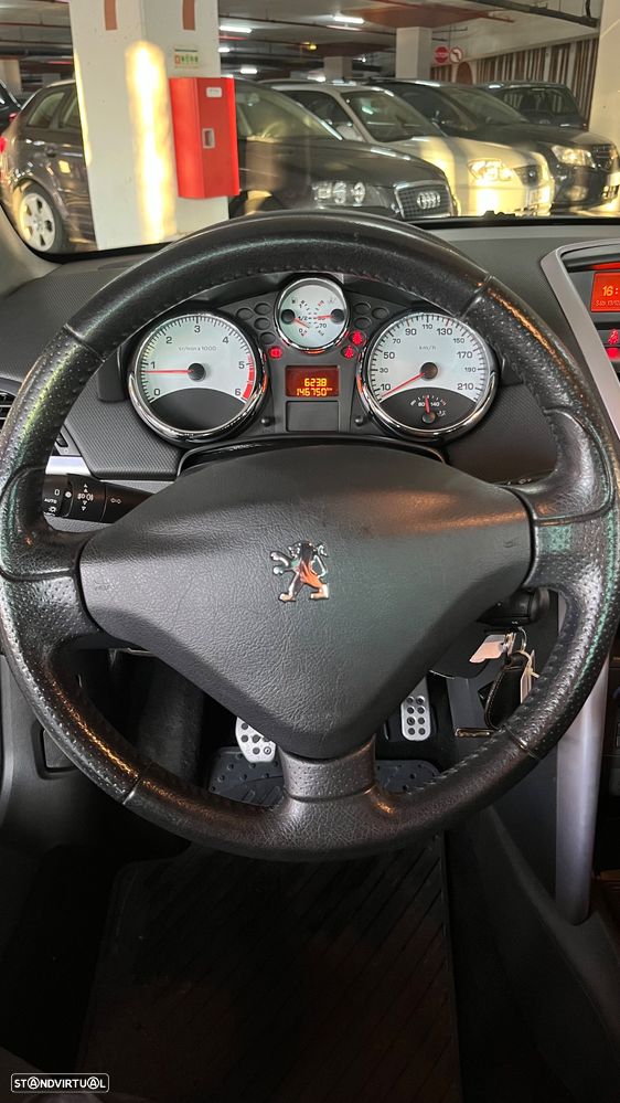 Peugeot 207 CC 1.6 HDi FAP Sport - 14