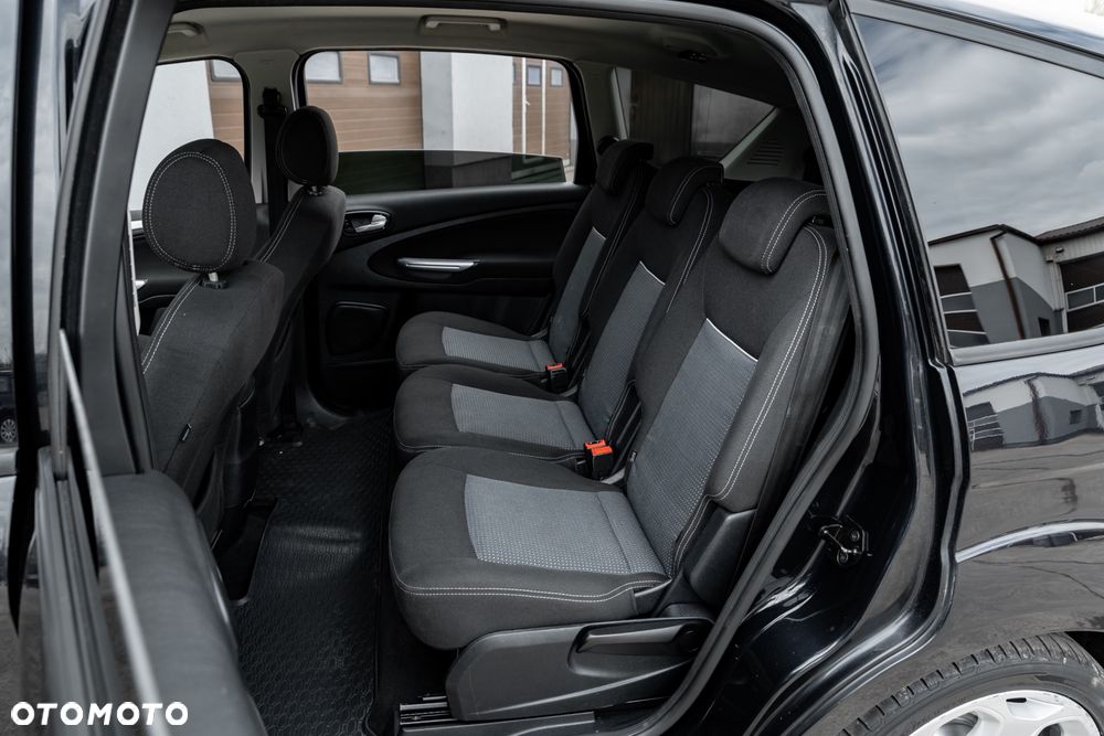 Ford S-Max 2.0 TDCi Titanium - 19
