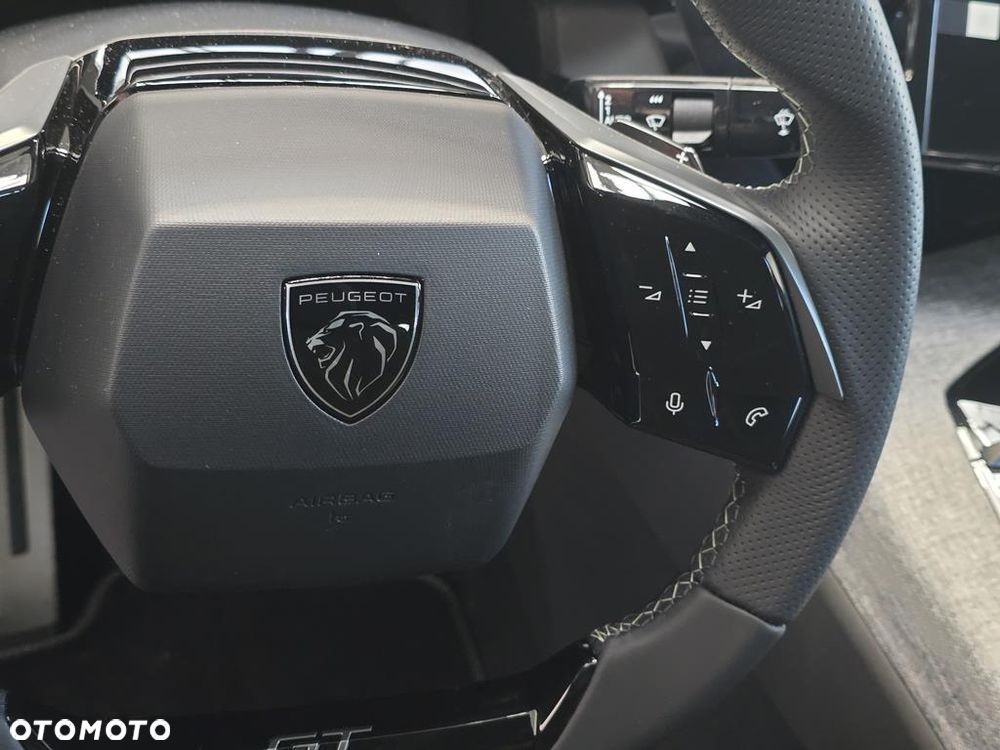 Peugeot 3008 1.2 PureTech mHEV GT E-DCS6 - 11