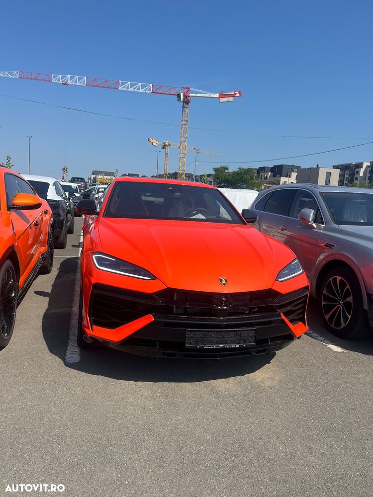 Lamborghini URUS - 1