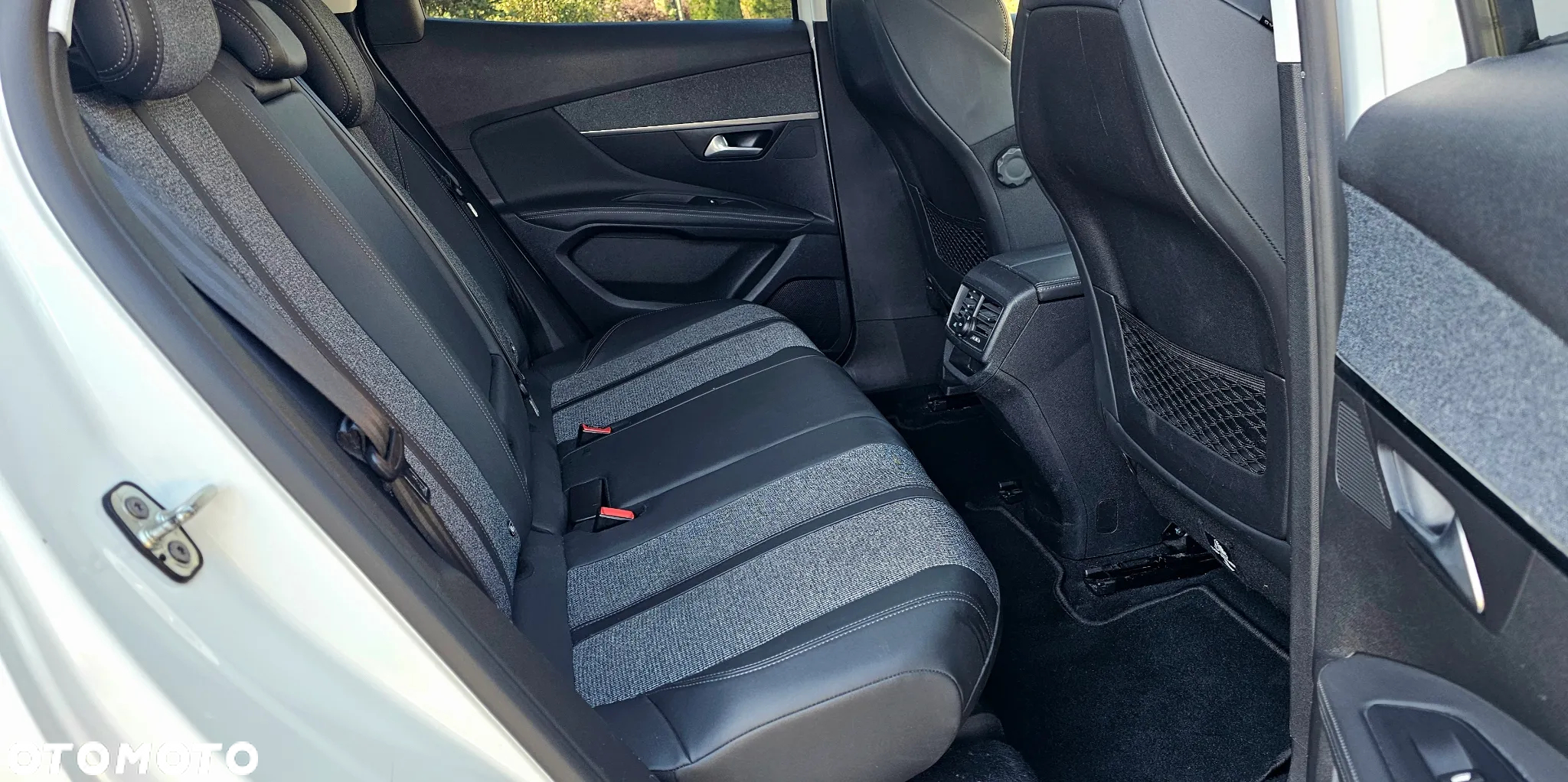 Peugeot 3008 BlueHDi 130 Stop & Start Allure - 20