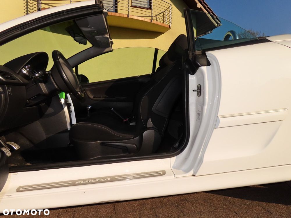 Peugeot 207 CC 120 VTi Premium - 14