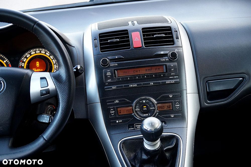 Toyota Auris 1.6 Edition - 13