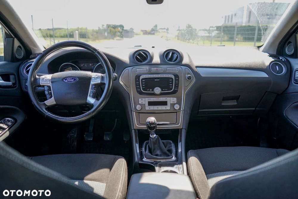 Ford Mondeo 2.0 TDCi Trend - 23