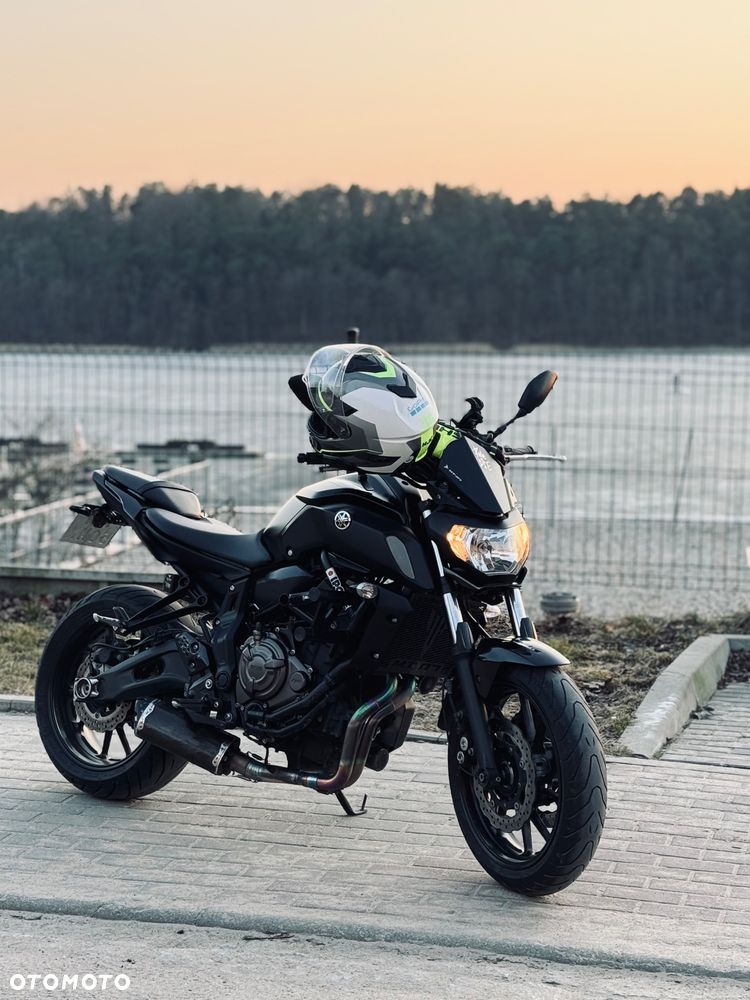 Yamaha MT - 8