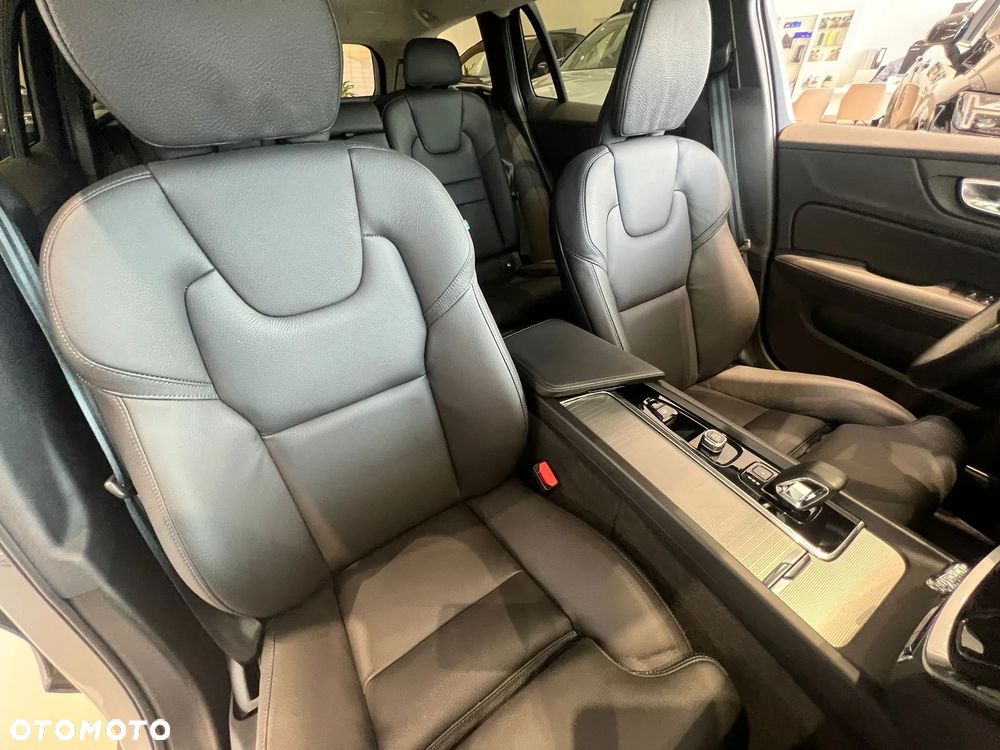 Volvo V60 B4 B DKG Plus Dark - 24