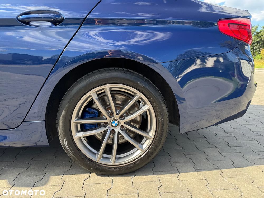 BMW Seria 5 530i xDrive - 11