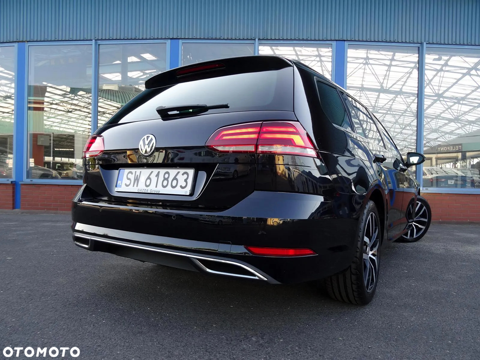 Volkswagen Golf Variant 2.0 TDI SCR Highline - 16