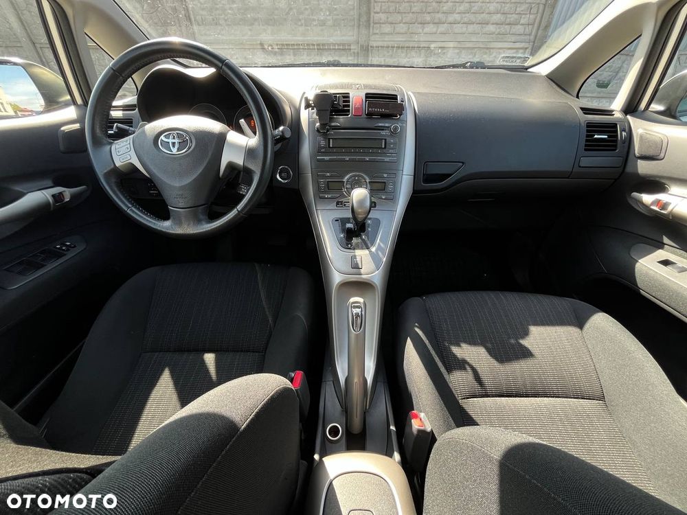 Toyota Auris 1.6 VVT-i Sol MM - 7