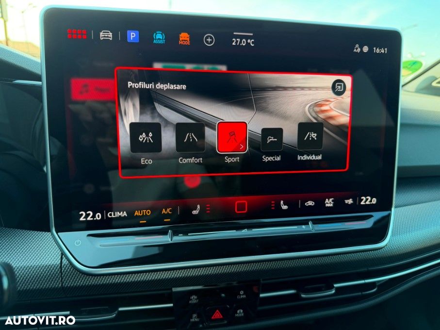 VOLKSWAGEN Golf 2025 — imagine 25