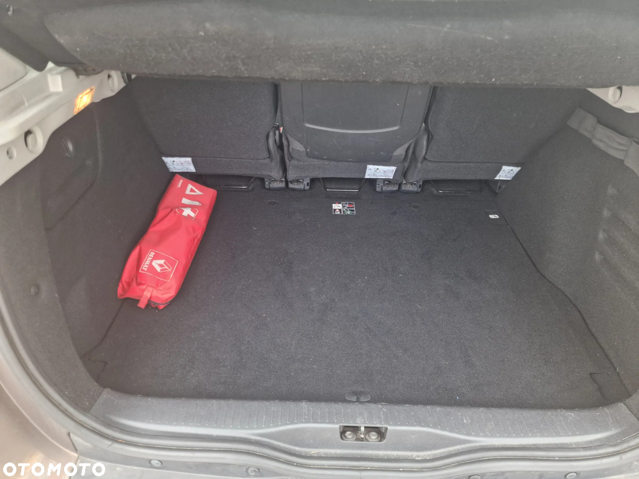 Renault Scenic 1.5dCi TomTom Edition - 13