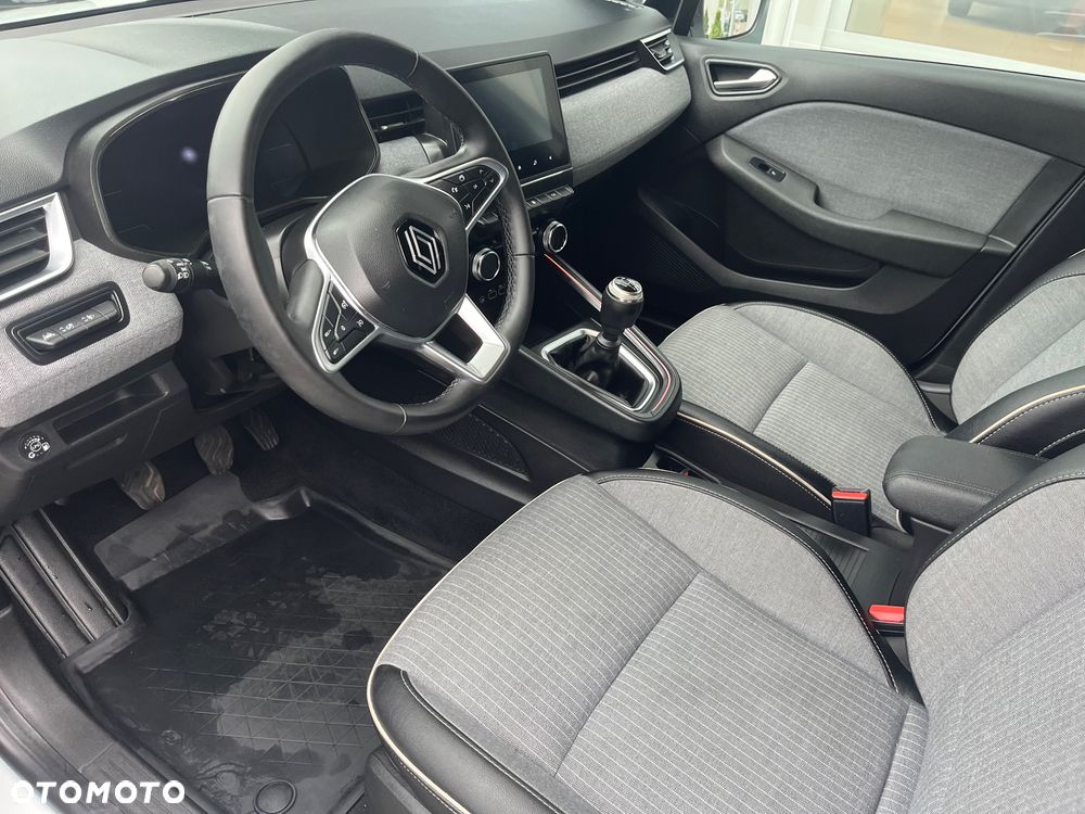 Renault Clio 1.0 TCe Techno - 9
