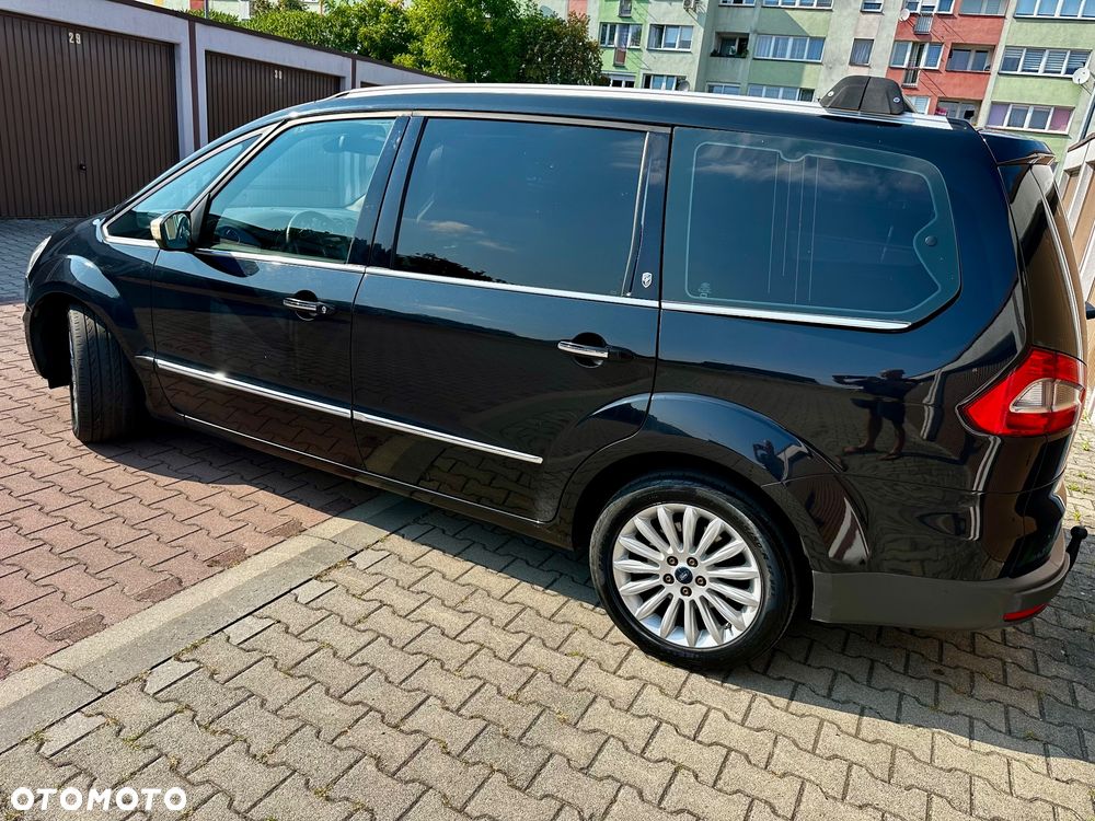 Ford Galaxy 2.0 TDCi DPF Ghia - 13