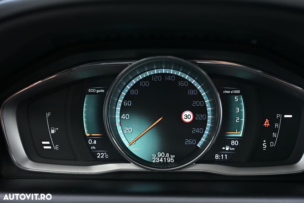 Volvo XC 60 D5 AWD Summum - 29
