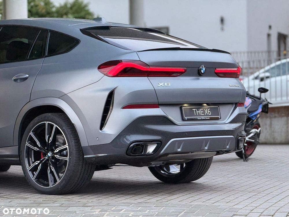 BMW X6 - 16