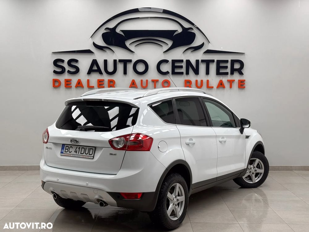 Ford Kuga 2.0 TDCi 2x4 Trend - 4