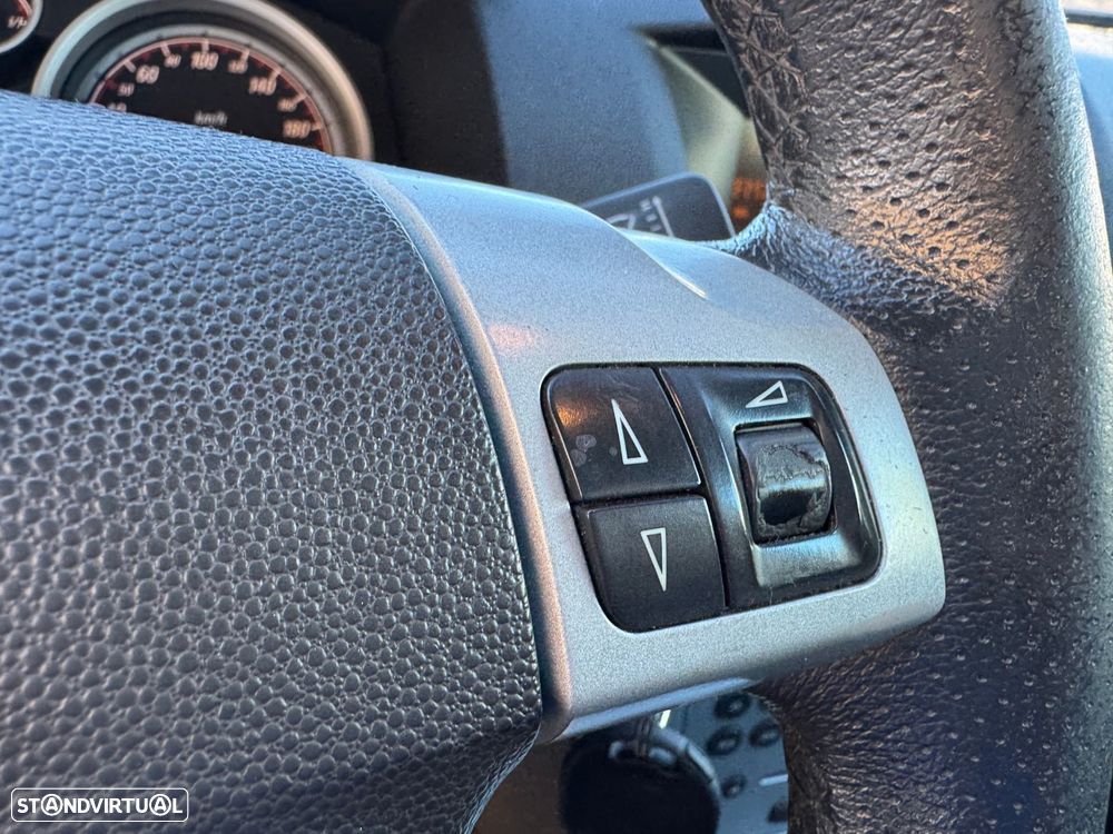 Opel Astra GTC 1.3 CDTi - 14