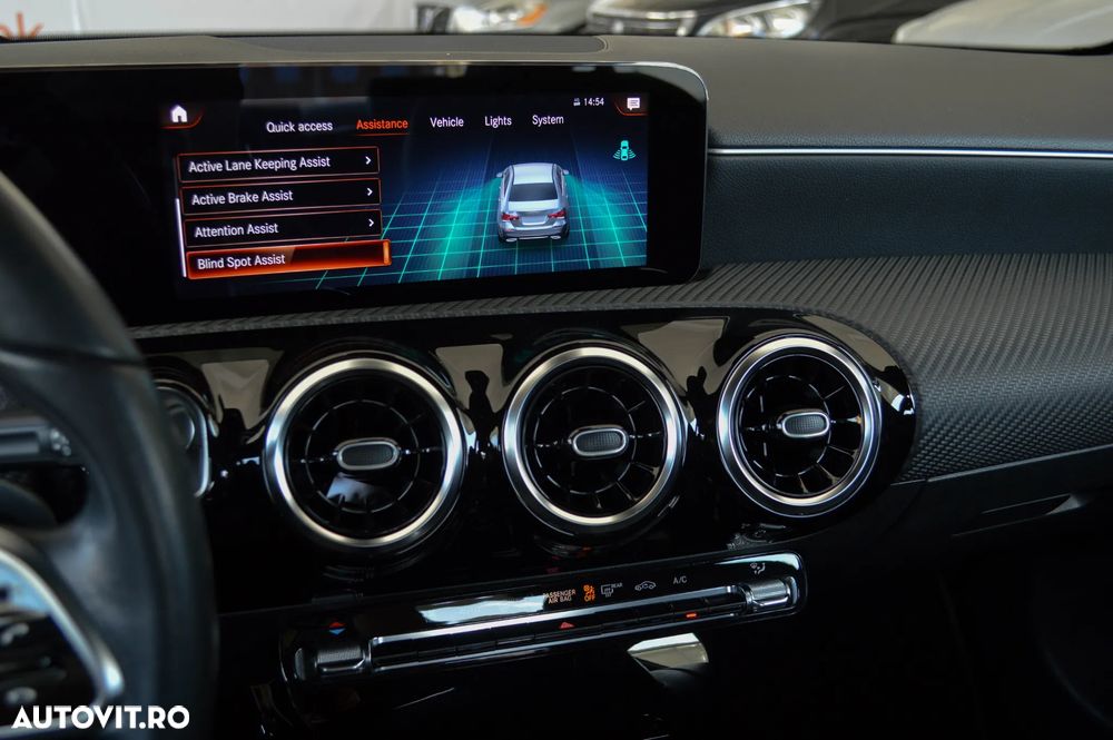 Mercedes-Benz A 180 d 7G-DCT Progressive - 19