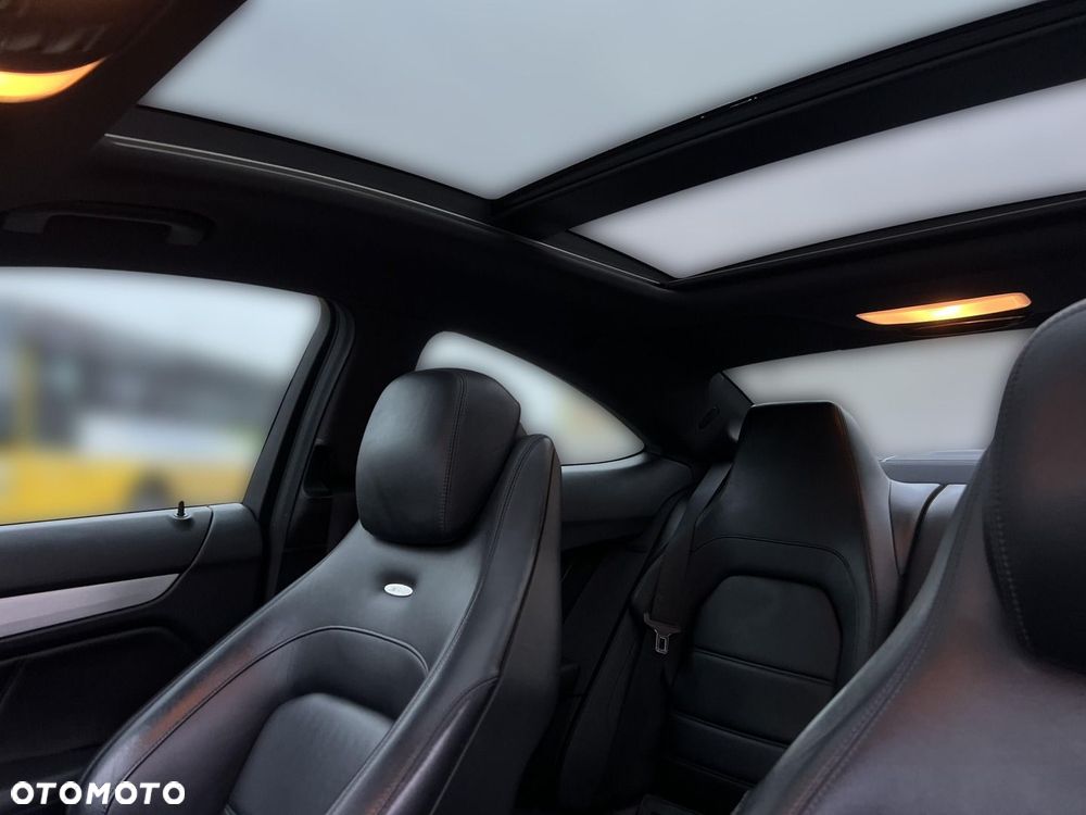 Mercedes-Benz Klasa C 63 AMG - 24