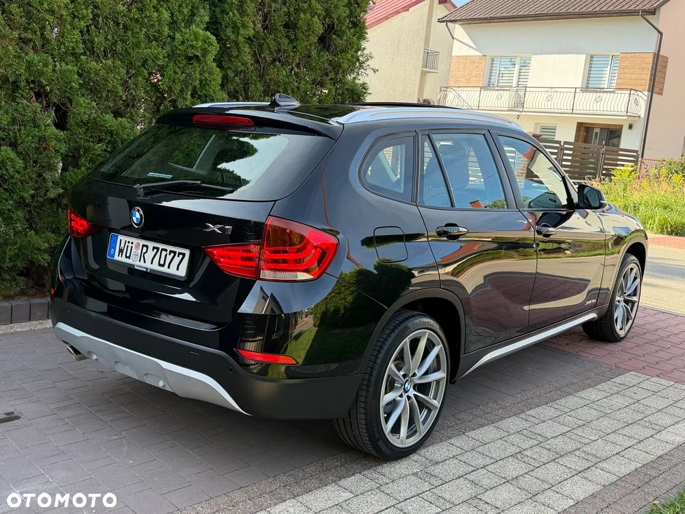 BMW X1 xDrive18d xLine - 10