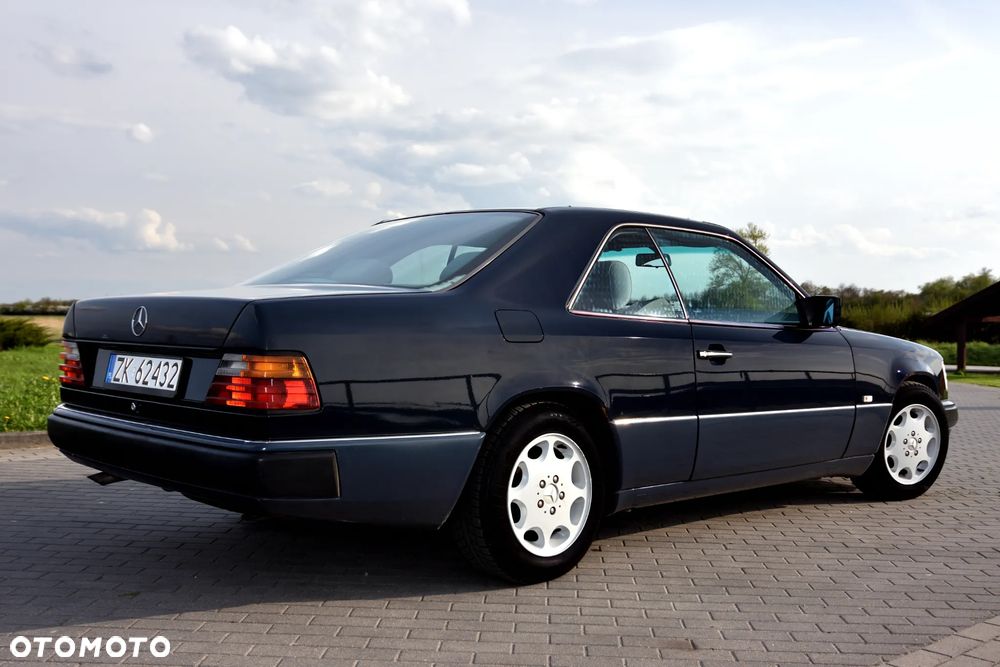 Mercedes-Benz W124 (1984-1993) - 6