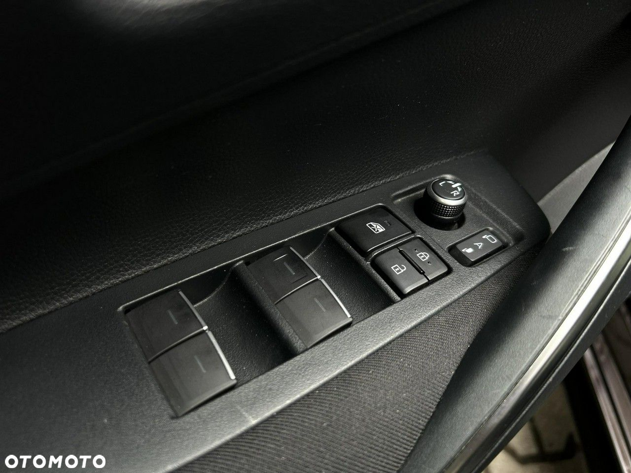 Toyota Corolla - 20