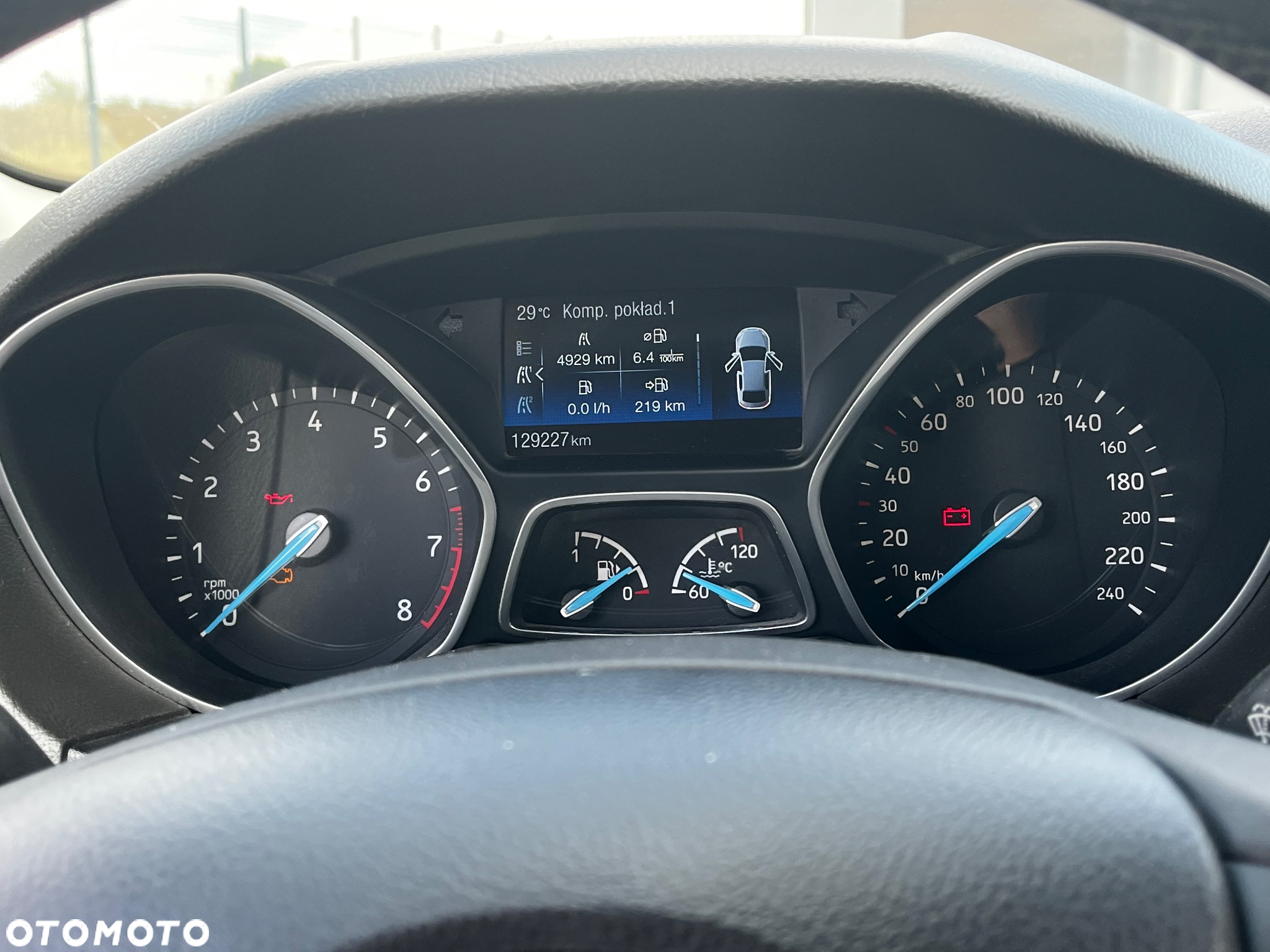 Ford Focus 1.5 EcoBoost Active - 12