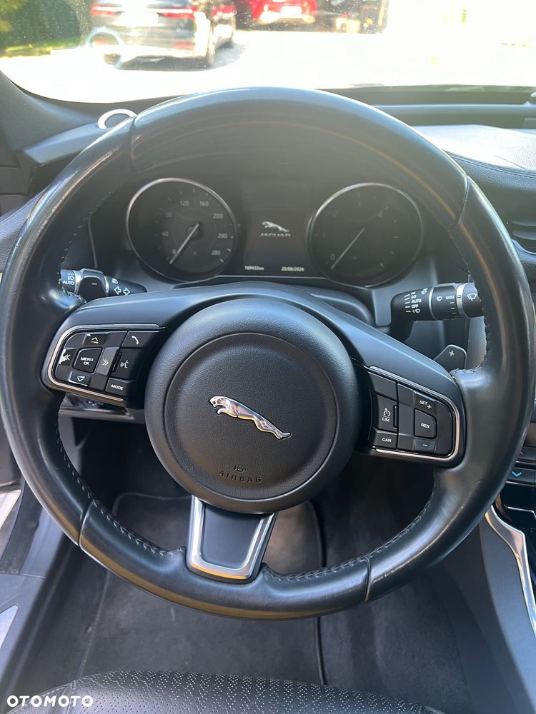 Jaguar XF 2.0 i4D Prestige - 25