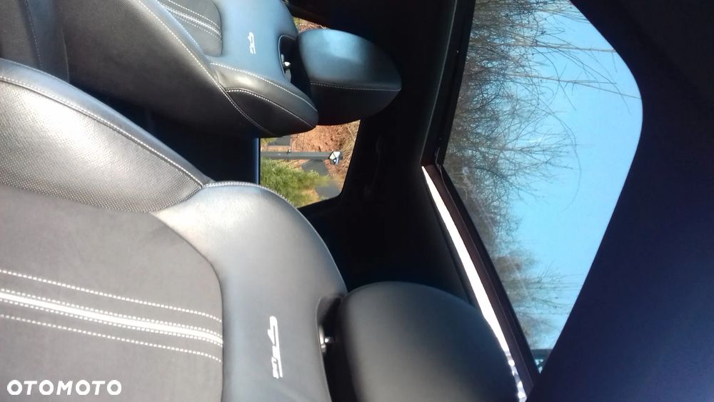 Kia ProCeed 1.4 T-GDI DCT7 OPF GT LINE - 22