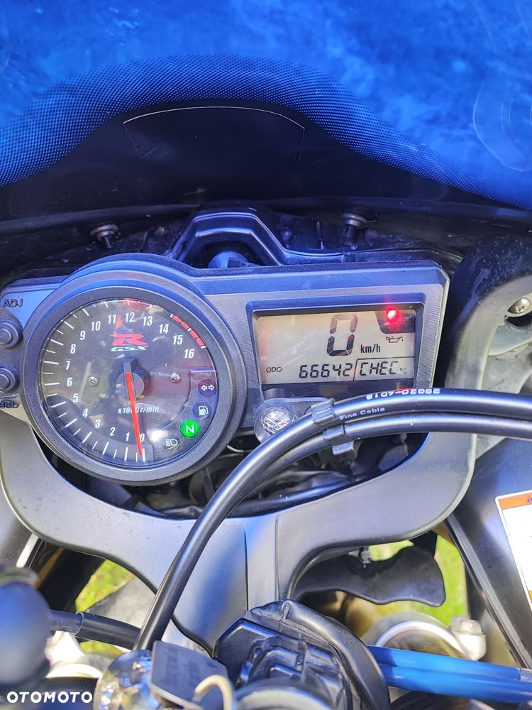 Suzuki GSX-R - 4