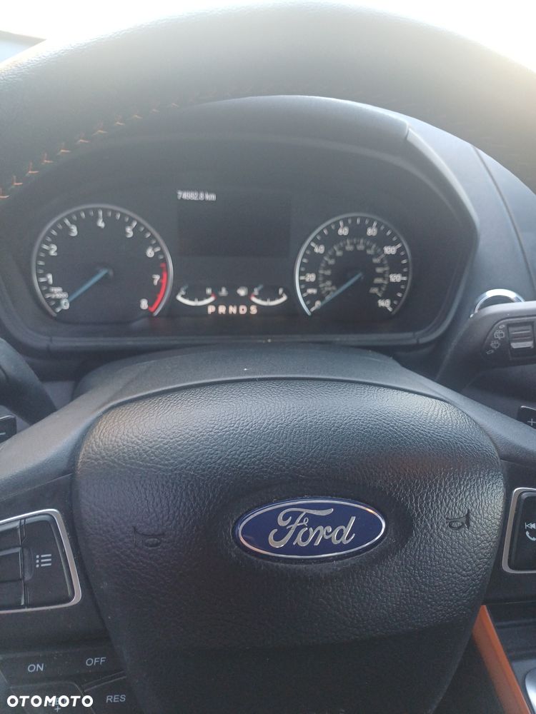 Ford EcoSport - 10