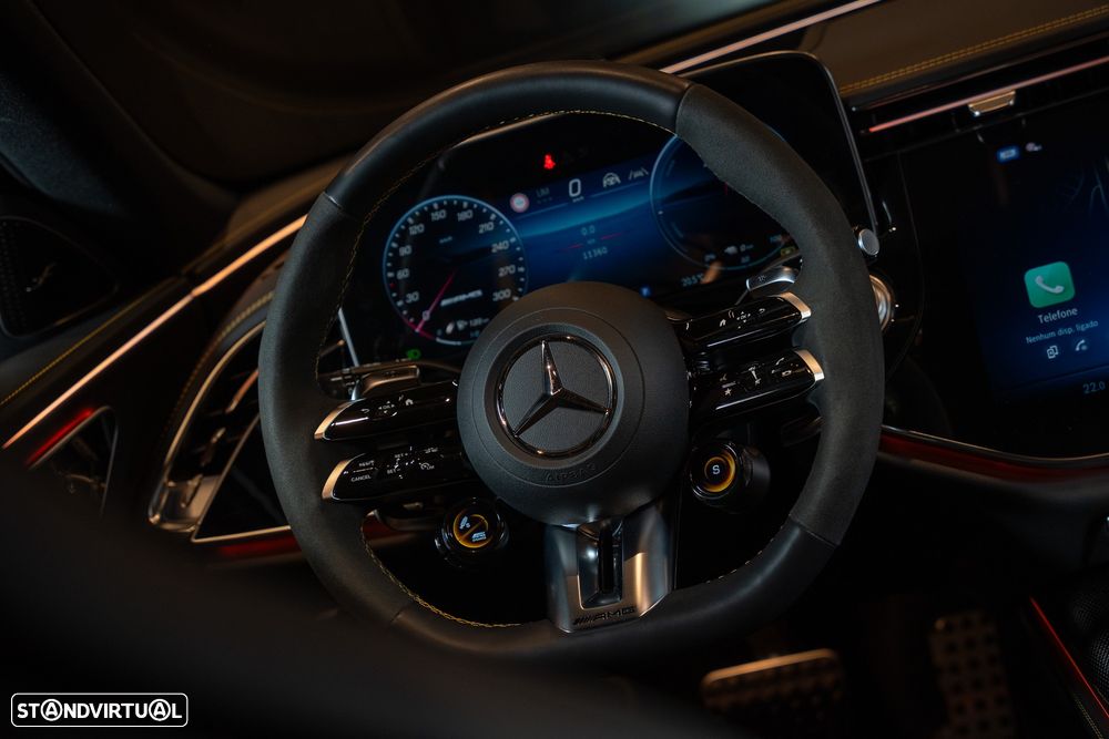 Mercedes-Benz E 53 AMG Hybrid 4Matic+ - 28