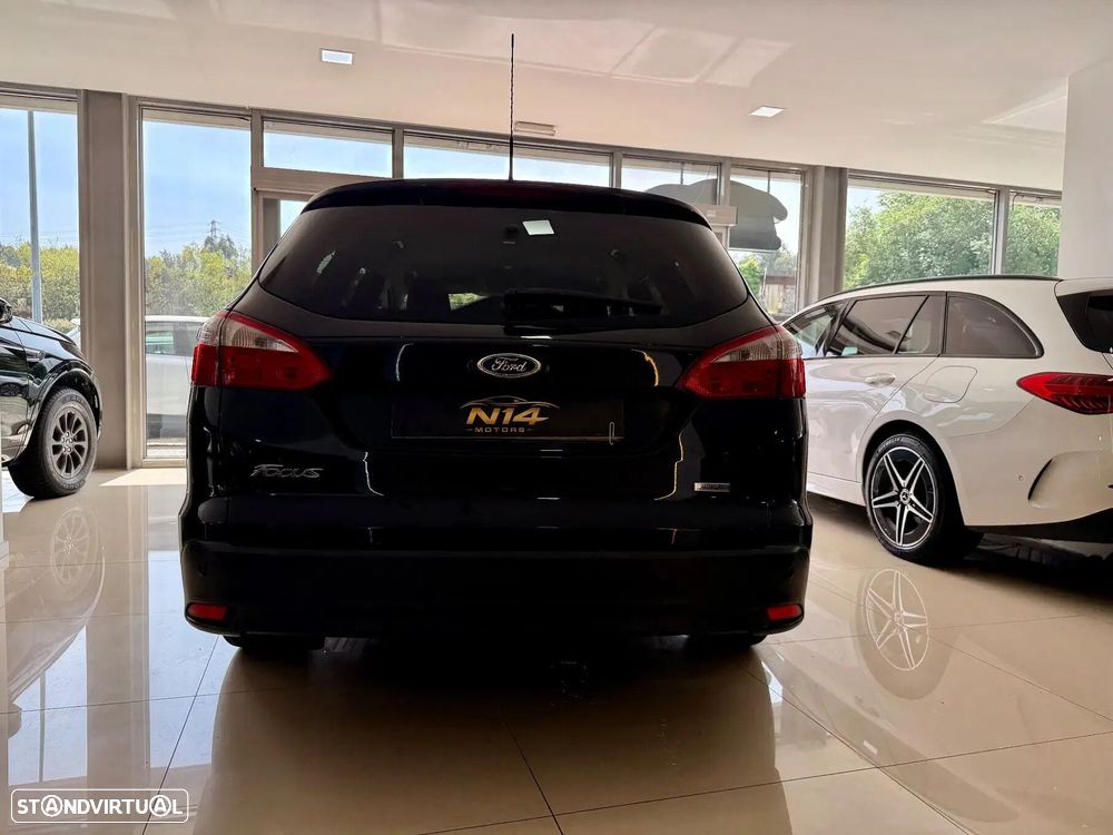 Ford Focus SW 1.6 TDCi ECOnetic 88g S&S Titanium - 9