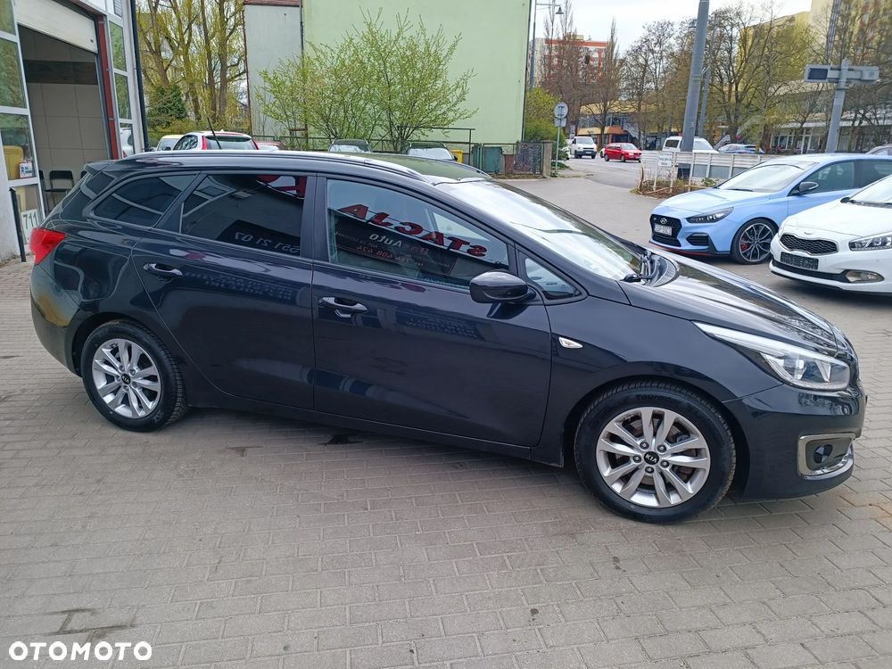 Kia Ceed 1.0 T-GDI ISG Vision - 10