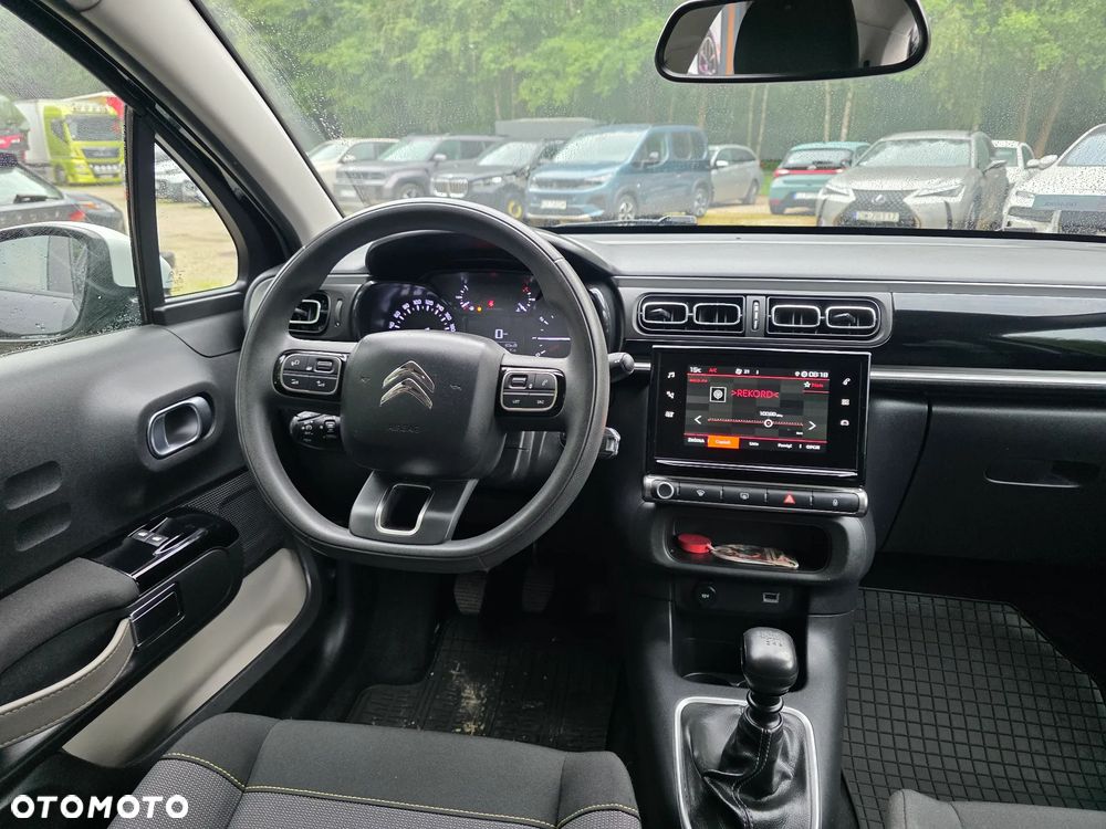 Citroën C3 1.2 PureTech Shine - 17