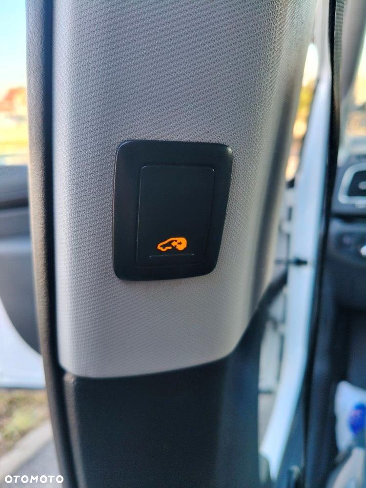 Volkswagen Sharan 2.0 TDI (BlueMotion Technology) Highline - 24