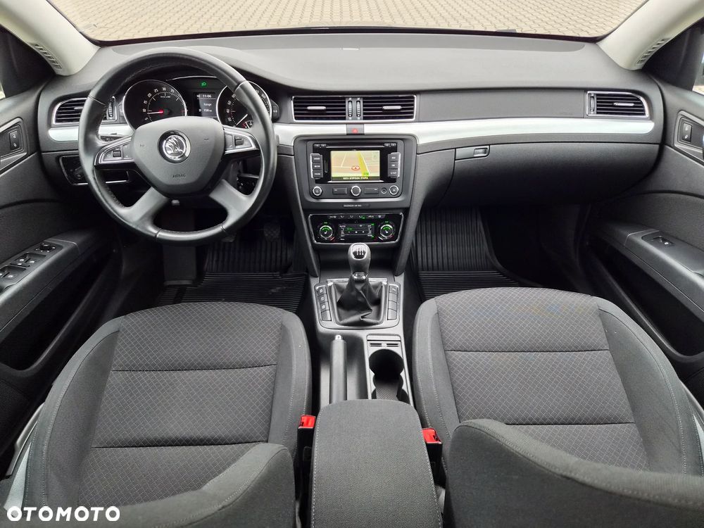 Skoda Superb 2.0 TDI Ambition - 19