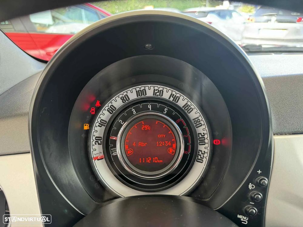 Fiat 500 1.0 Hybrid Connect - 12