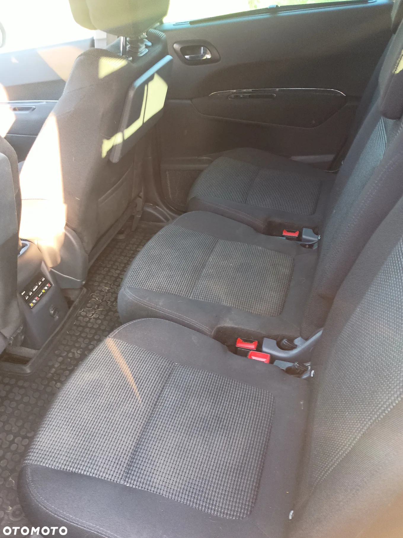 Peugeot 5008 2.0 HDi Family - 11