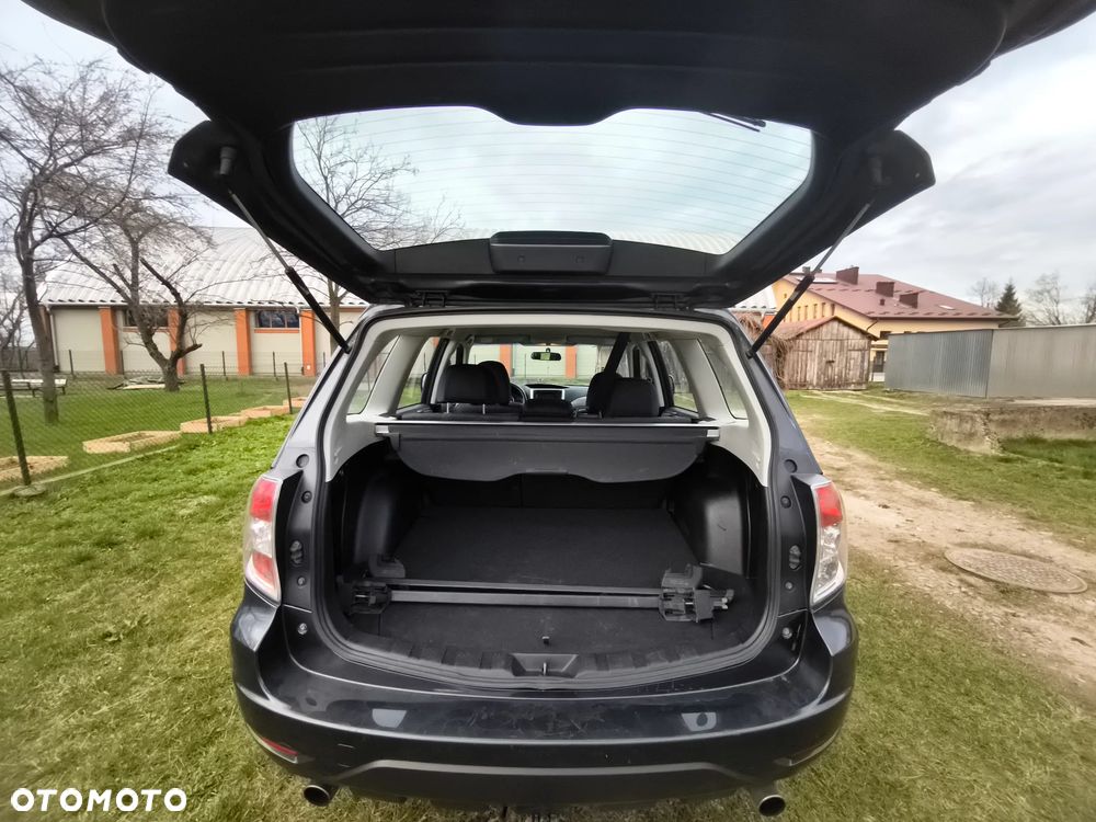 Subaru Forester 2.0 XA Euro5 - 6