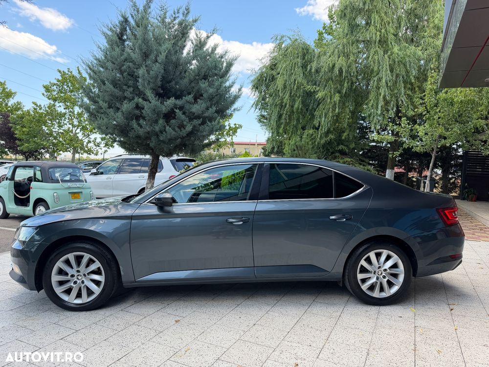 Skoda Superb 1.6 TDI DSG Style - 13
