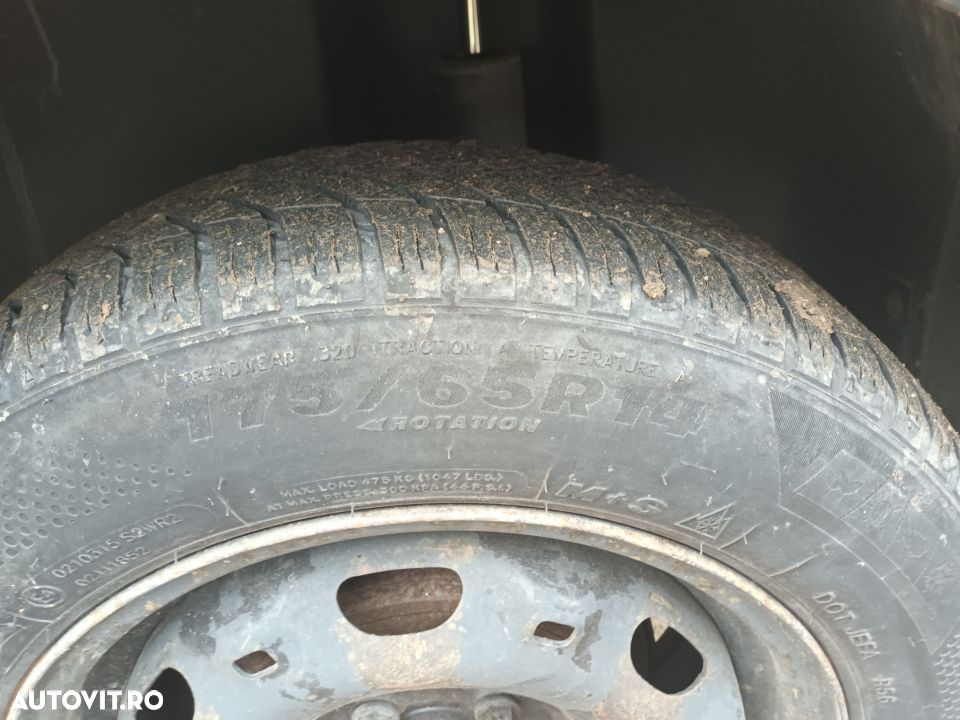 Dezmembrari  Skoda FABIA 1  1999  > 2008 1.2 Benzina - 5