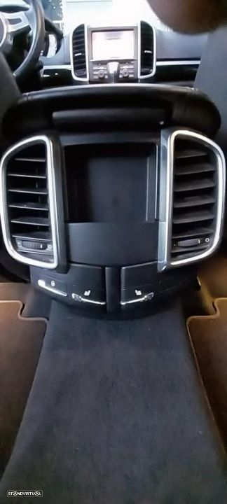 Porsche Cayenne S Hybrid - 11