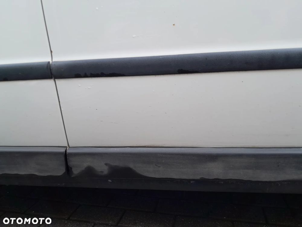 VW PASSAT B5 DRZWI PRAWE PRZEDNIE PRAWY PRZÓD KOLOR: LB9A - 4