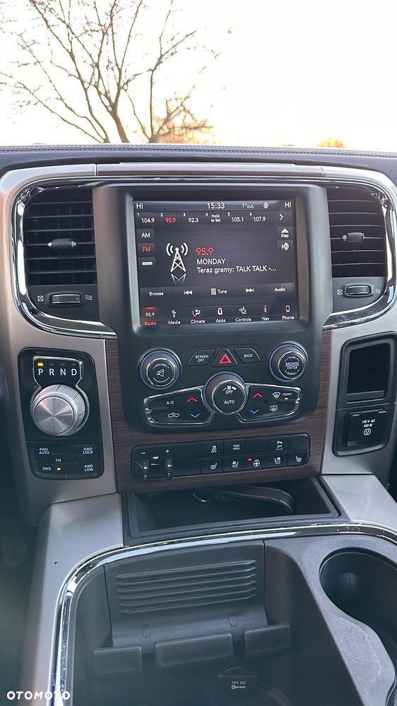 RAM 1500 5.7 Crew Cab Longbed Laramie Chrome - 17