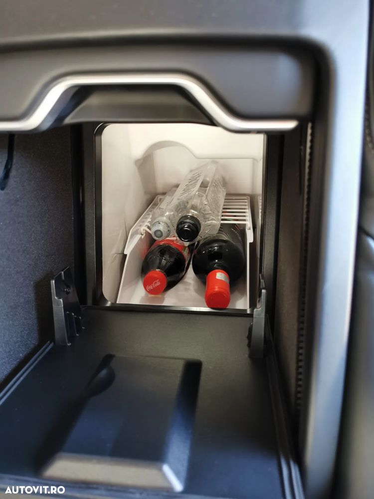 BMW Seria 7 750Ld xDrive - 32