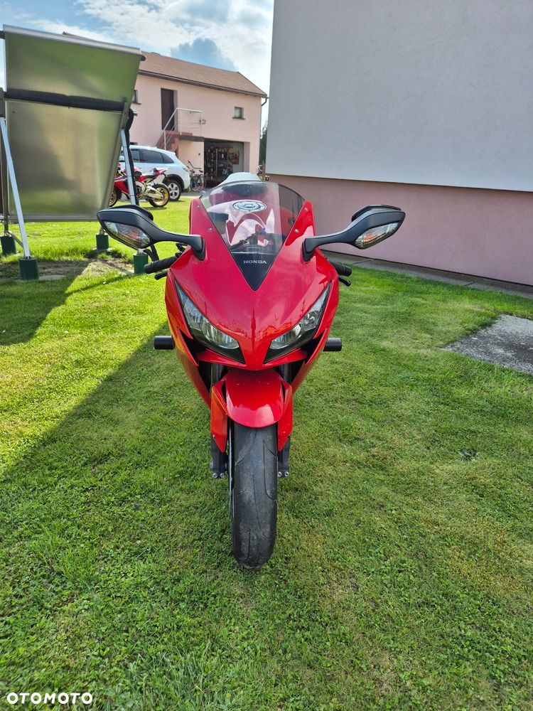 Honda CBR - 14