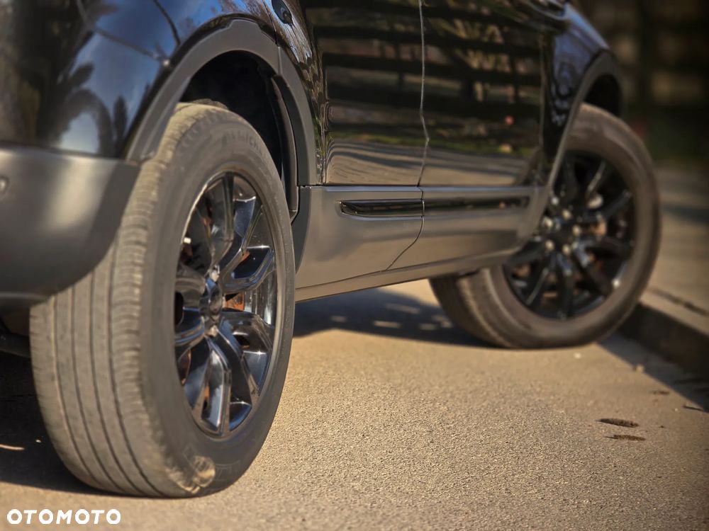 Land Rover Range Rover Evoque - 38