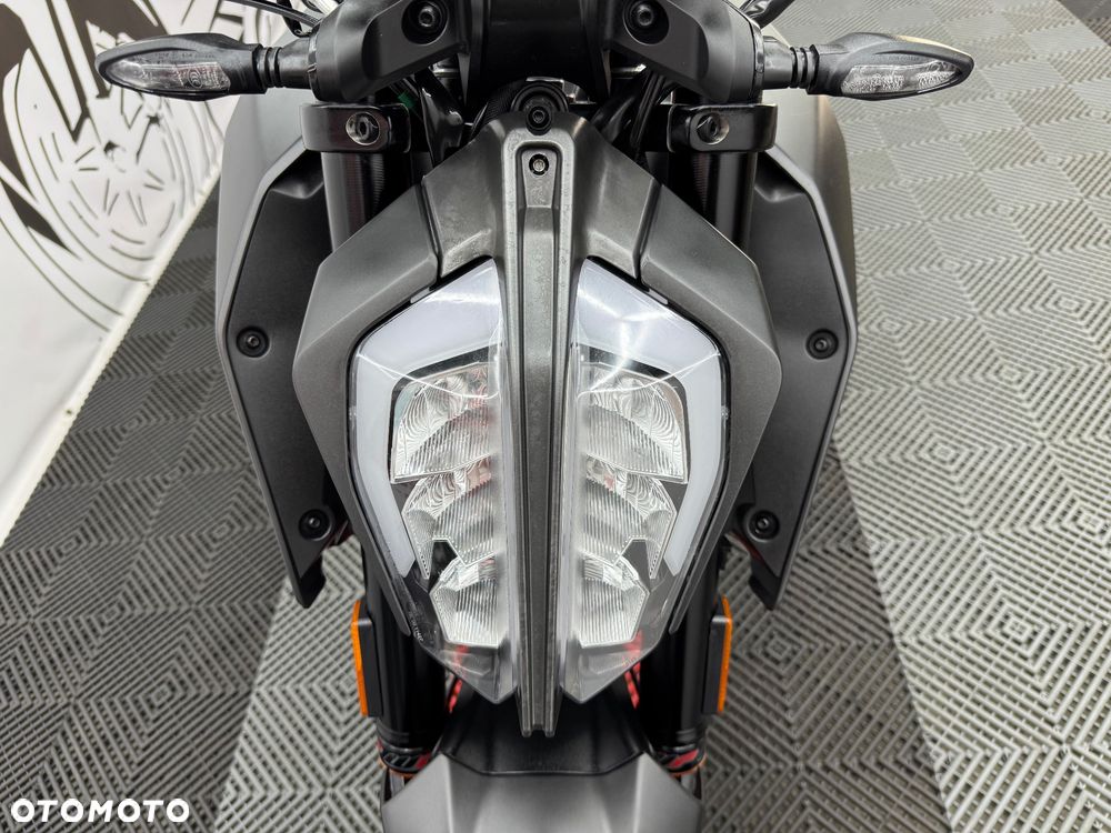 KTM Duke - 10