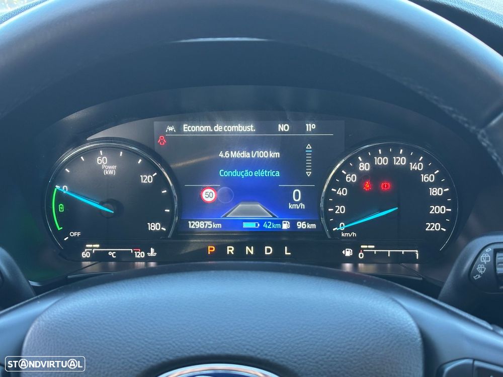 Ford Kuga 2.5 PHEV Titanium - 10